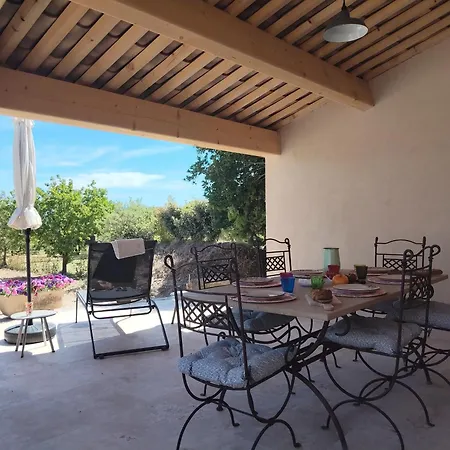 Holiday home Comme Un Dimanche, Piscine Privee Avec Jardin